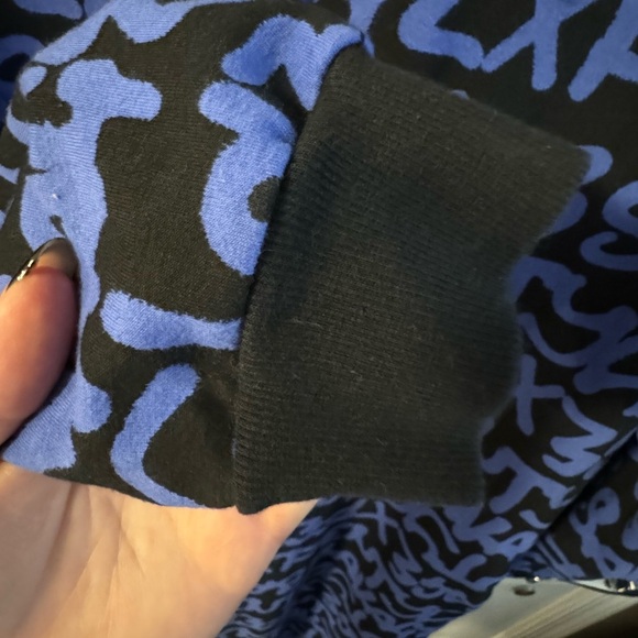 FOREVER SAVAGE HOODED ONESIE Forever Savage x Fenty XL / Men’s Med Unisex EUC - Picture 13 of 14